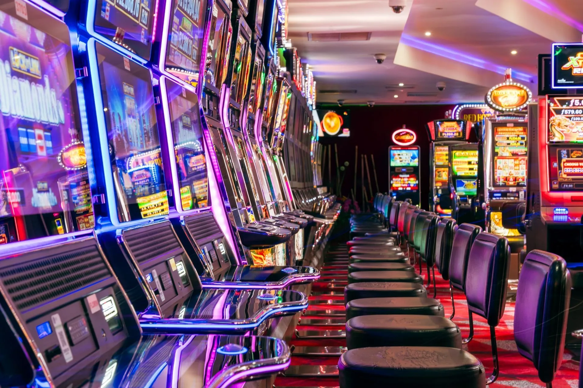onlinecasinocuracao casino cover